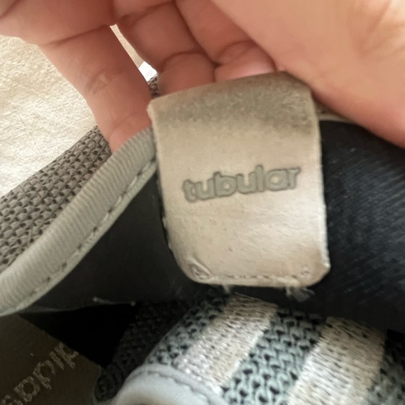 Adidas Tubular Sneaker in grey (US 7.5) - Picture 10 of 11